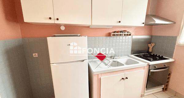 Location Studio meublé 37.56 m² - Guilherand-granges 07500