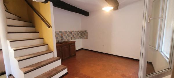 MAISON DE VILLAGE  T2 AVEC TERRASSE ET STUDIO INDEPENDANT