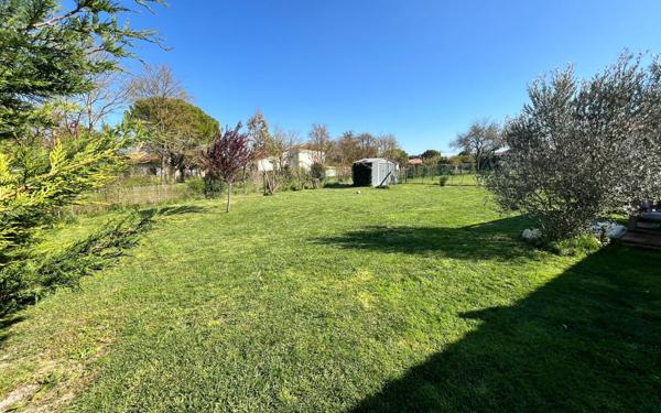 Maison à vendre    5 pièces •  Genté