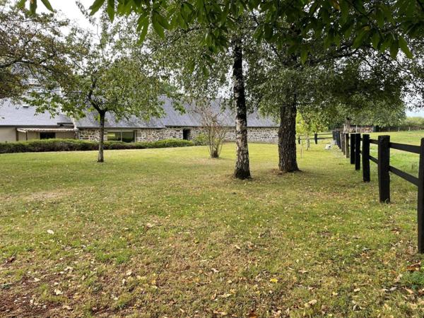 Maison à Montenay, 53500 - 7 pièces 174m²