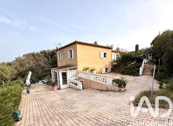 Maison à vendre 6 pièces 174 m² Sainte-Maxime