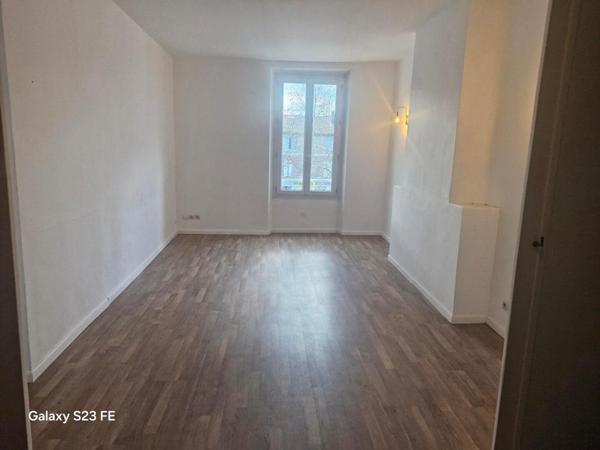 Appartement Vidauban 2 pièce(s) de 78m² entièrement rénové avec studio indépendant de 30m²
