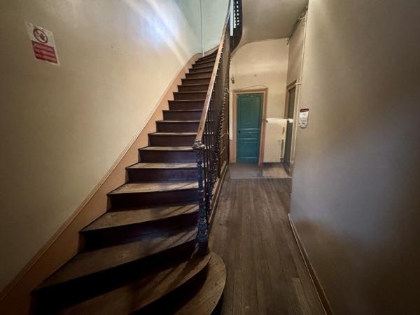 Immeuble à vendre |  Angoulême |  2 320 m²