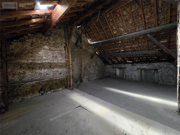 Maison à vendre à Belley dans l'Ain (01300), ref : 01082-982