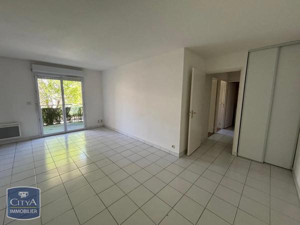 Appartement à louer 3 pièces 64.43m² Albi (81000)