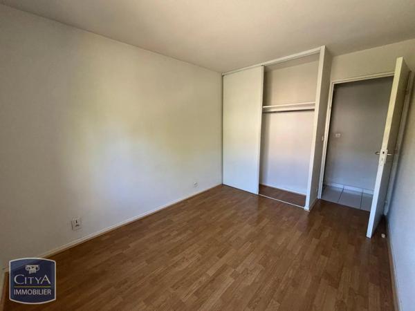 Appartement à louer 3 pièces 64.43m² Albi (81000)