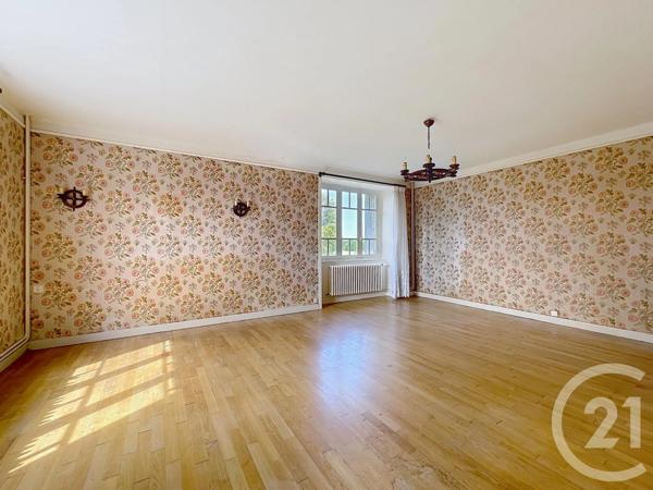 Maison à vendre  5 pièces - 115,82 m 2   LANVALLAY  - 22