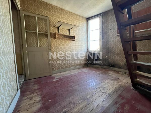 Maison de bourg à réhabiliter centre de Loches