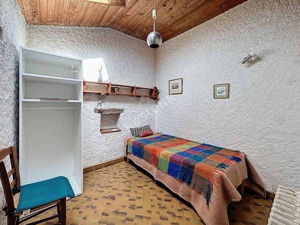 Maison 4 pièces - 2 chambres à vendre à Saint Jean de Boiseau avec beau jardin