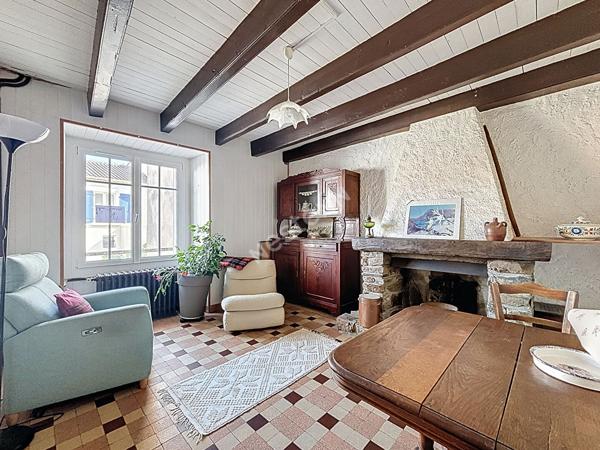 Maison 4 pièces - 2 chambres à vendre à Saint Jean de Boiseau avec beau jardin