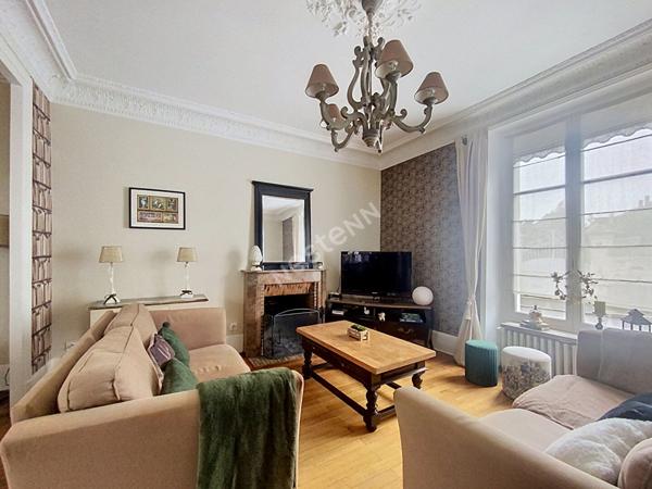 A vendre - Maison de 135m2, 4 chambres, en plein centre-ville de Château-Gontier