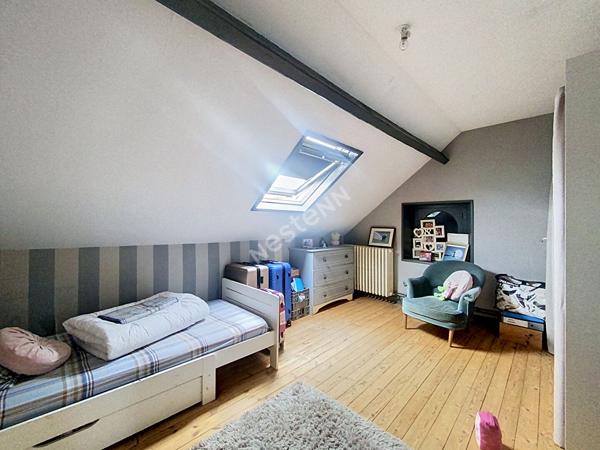 A vendre - Maison de 135m2, 4 chambres, en plein centre-ville de Château-Gontier