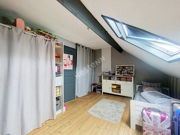 A vendre - Maison de 135m2, 4 chambres, en plein centre-ville de Château-Gontier