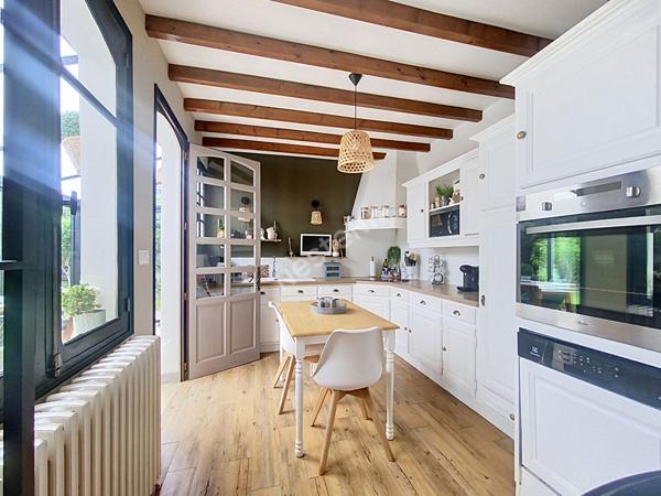 A vendre - Maison de 135m2, 4 chambres, en plein centre-ville de Château-Gontier