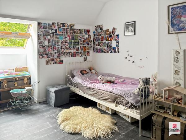 Maison  7 pièce(s) 151 m2