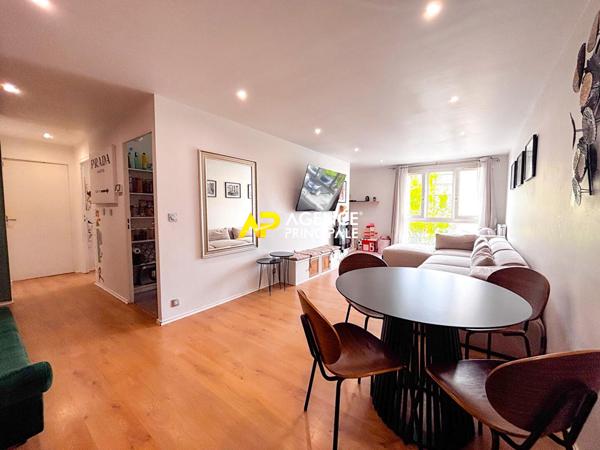 Sartrouville - Le Fresnay Vieux Pays - Appartement 2 pièces 56.61 m2 avec box €229 000 ** - Référence 9592