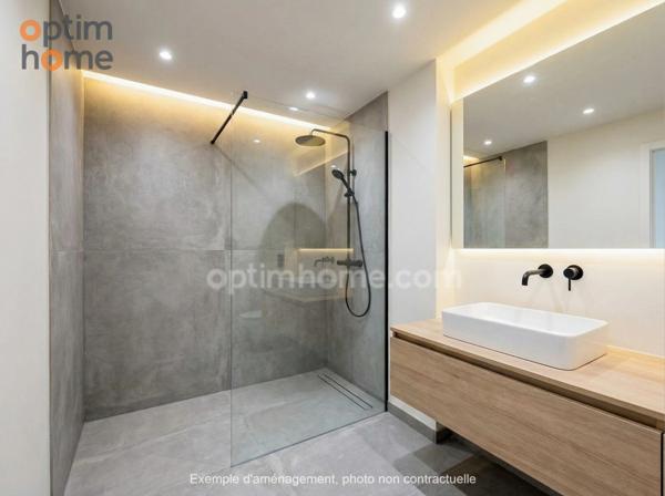 Bureau-local : salle de réunion, salle d'attente et 2 bureaux, cave, 1 studio, parkings privatif, terrasse