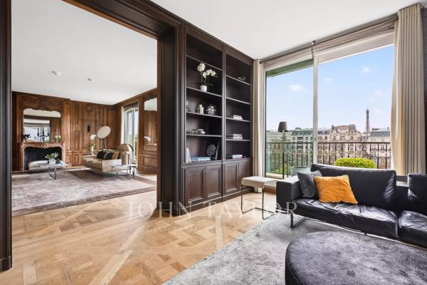 Foch - Appartement d’exception avec terrasse et vue monuments