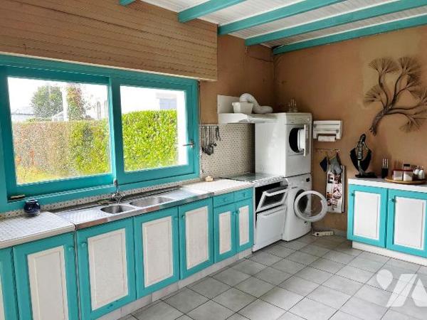 MAISON A VENDRE A FOUESNANT (29) - Beg Meil - 
Une maison d'habitation (Env.1956) comprenant :...