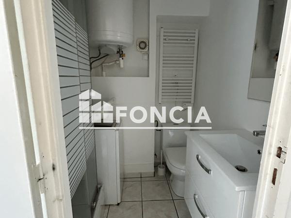 Location Studio meublé 30.38 m² - 69 BLD DE LA TOUR D'AUVERGNE Rennes 35000