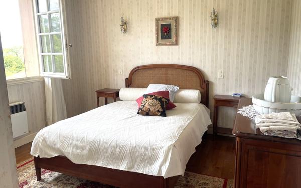 Maison à vendre    8 pièces •  Bayonne