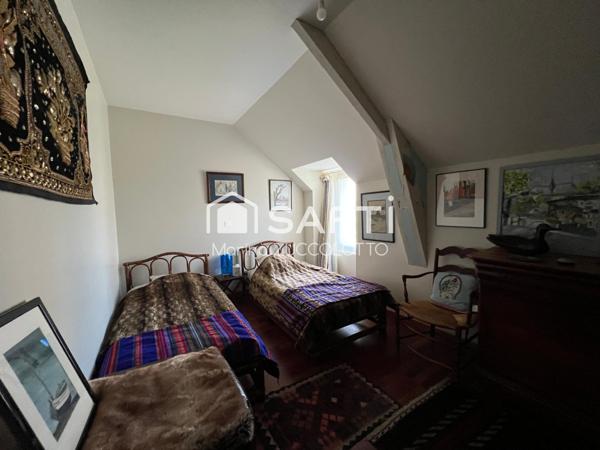 Bien Rare et Atypique