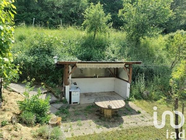 Maison de campagne 4 pièces de 135 m² à La Bachellerie (24210)