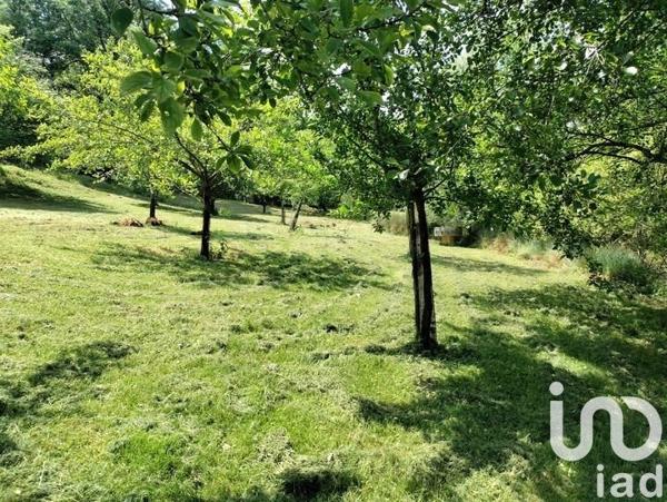 Maison de campagne 4 pièces de 135 m² à La Bachellerie (24210)