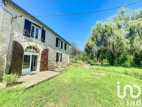 Maison de campagne 4 pièces de 135 m² à La Bachellerie (24210)