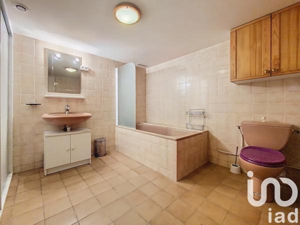 Maison de campagne 4 pièces de 135 m² à La Bachellerie (24210)