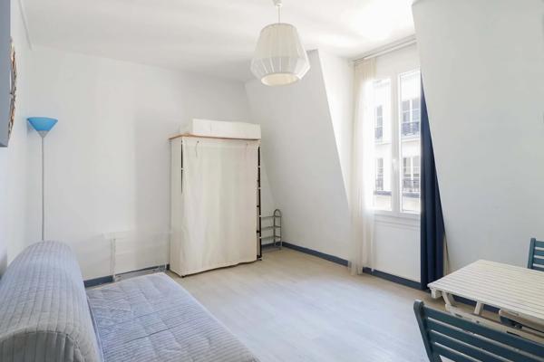 Appartement Paris 9 e - ROUGEMONT
