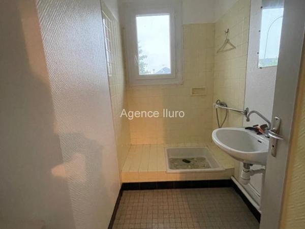Maison - Proximite oloron-sainte-marie - Réf.:205299 PROXIMITE IMMEDIATE OLORON - GRANDE MAISON D'HABITATION T6 EN BON ETAT STRUCTUREL SUR BEAU PARC DE 2 605 M² *** SOUS COMPROMIS ***