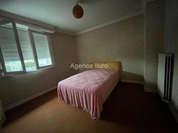 Maison - Proximite oloron-sainte-marie - Réf.:205299 PROXIMITE IMMEDIATE OLORON - GRANDE MAISON D'HABITATION T6 EN BON ETAT STRUCTUREL SUR BEAU PARC DE 2 605 M² *** SOUS COMPROMIS ***