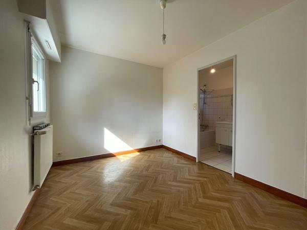 à vendre à Vannes secteur Beaupré Lalande maison 4 chambres sur un terrain de 420 m² garage