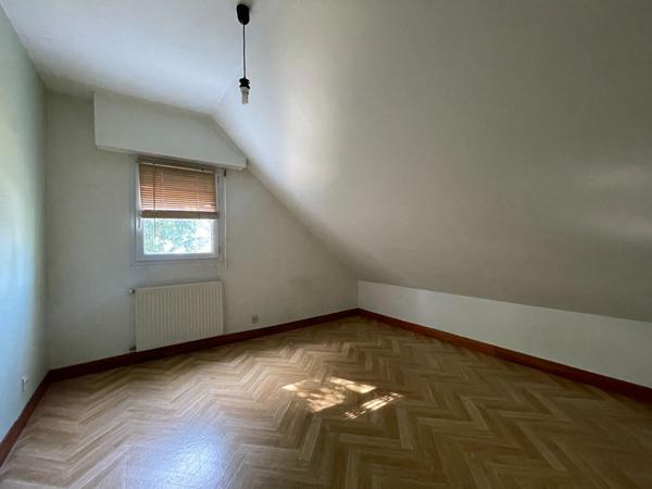 à vendre à Vannes secteur Beaupré Lalande maison 4 chambres sur un terrain de 420 m² garage