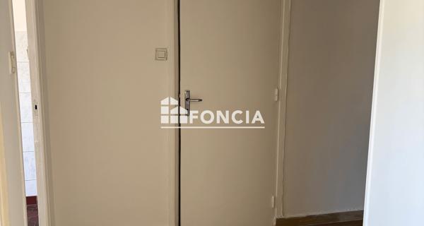 À vendre Studio 34.61 m² - Grenoble 38100
