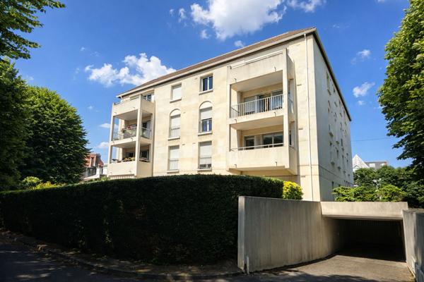 Appartement 4 pièces de 75m2 à 5 min de la gare