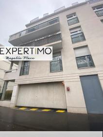 Lyon (69008) OPPORTUNITÉ RARE - LYON 8e (MONPLAISIR / VILLON) Garage fermé en sous-sol – rue Saint-Maurice