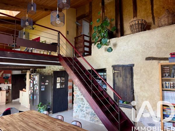 Maison à vendre 6 pièces 217 m² Montréverd