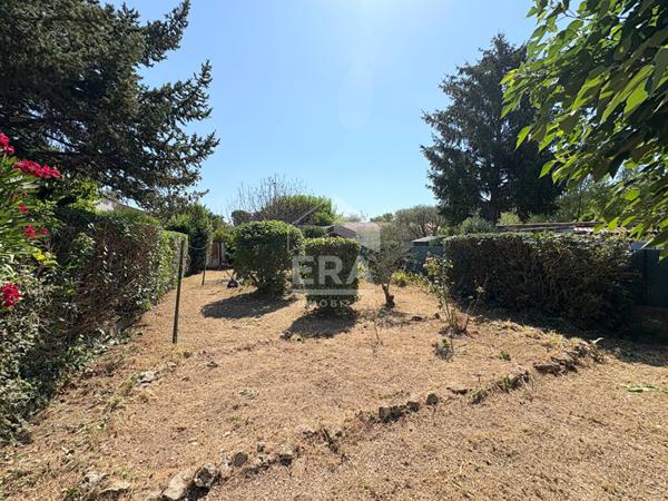 A VENDRE 84120 PERTUIS MAISON TYPE 3 PIECES D'ENVIRON 62M² AVEC JARDIN ET GARAGE.