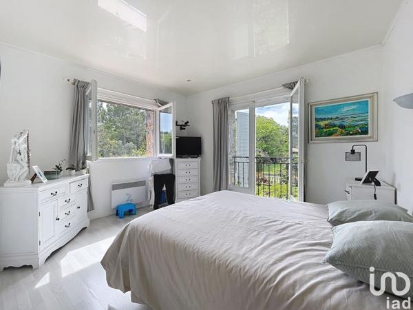 Maison 4 pièces de 166 m² à Fayence (83440)