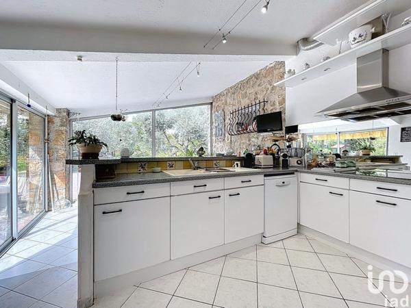 Maison 4 pièces de 166 m² à Fayence (83440)