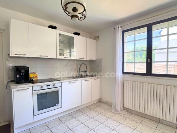 Maison familiale 136 m² avec jardin et garage à vendre à Rennes La Poterie