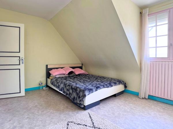 Maison familiale 136 m² avec jardin et garage à vendre à Rennes La Poterie