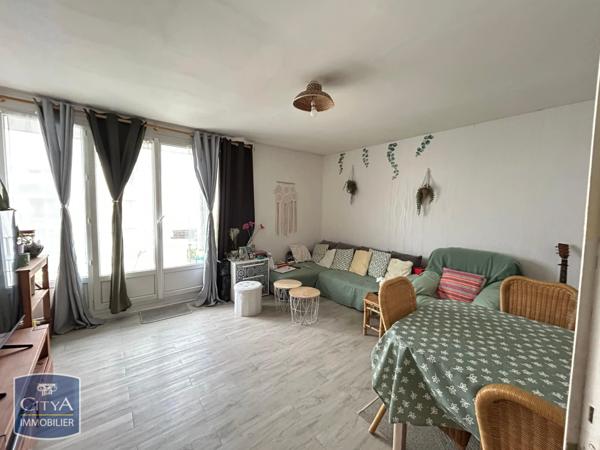 Appartement à vendre 4 pièces 75.49m² Beauvais (60000)