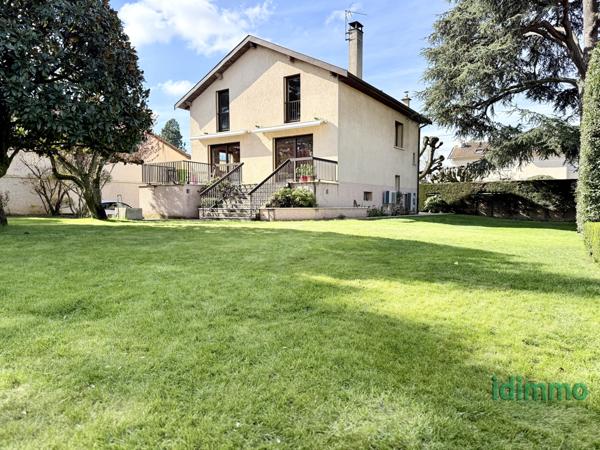 Bron Camille Rousset  Bron (69500)