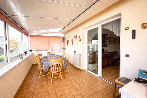 Maison + sous-sol aménagé, 3 garages