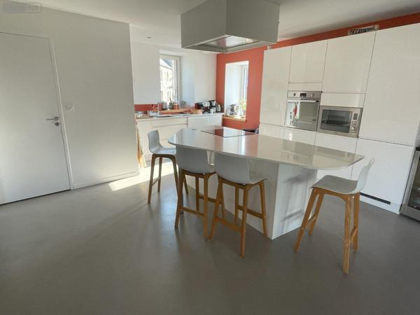 Maison individuelle à vendre à Saint-Pol-de-Léon dans le Finistère (29250), ref : 25047   
Centre ville