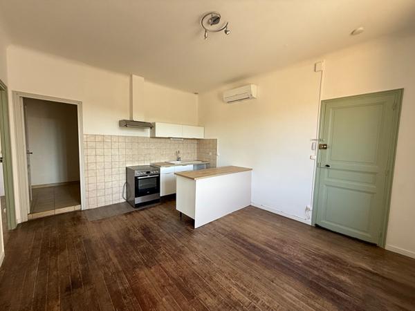 APPARTEMENT CLIMATISE AVEC 2 CHAMBRES A PALAJA