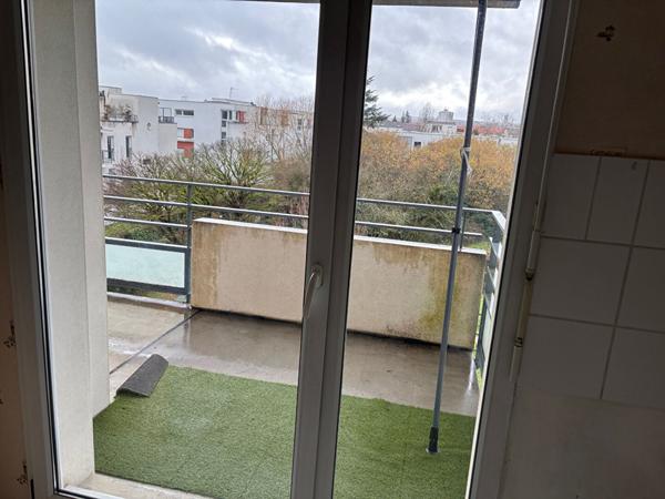 ESSEY-LES-NANCY - APPARTEMENT 3 pièces + PARKING - 69.23 m²